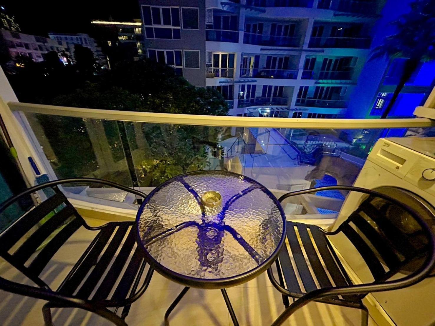 Grand Avenue Residence Condominium Pattaya Eksteriør bilde