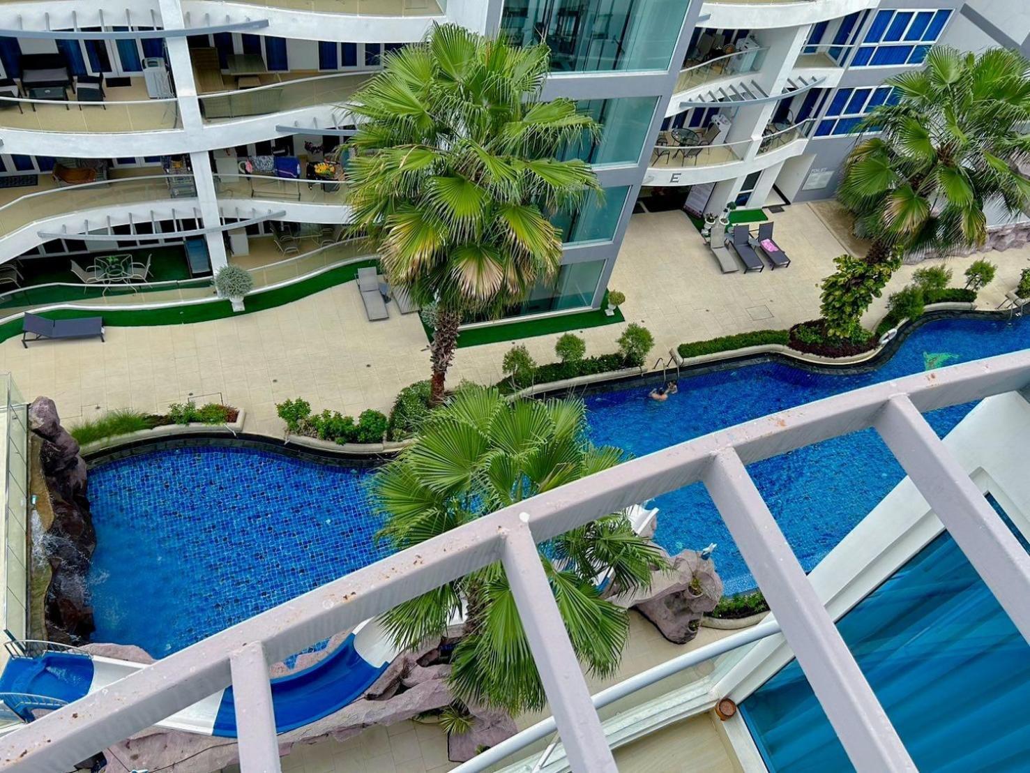 Grand Avenue Residence Condominium Pattaya Eksteriør bilde