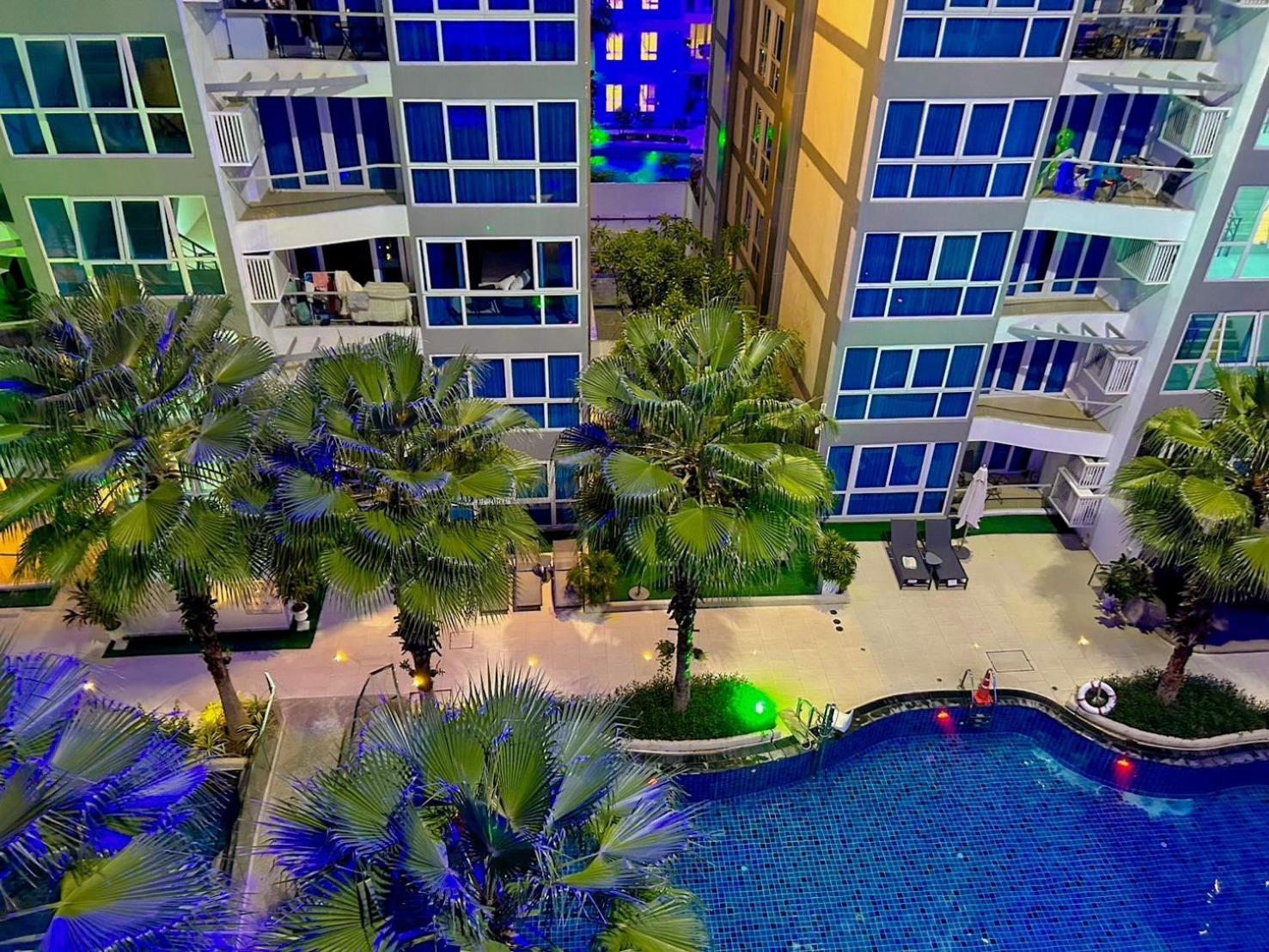 Grand Avenue Residence Condominium Pattaya Eksteriør bilde
